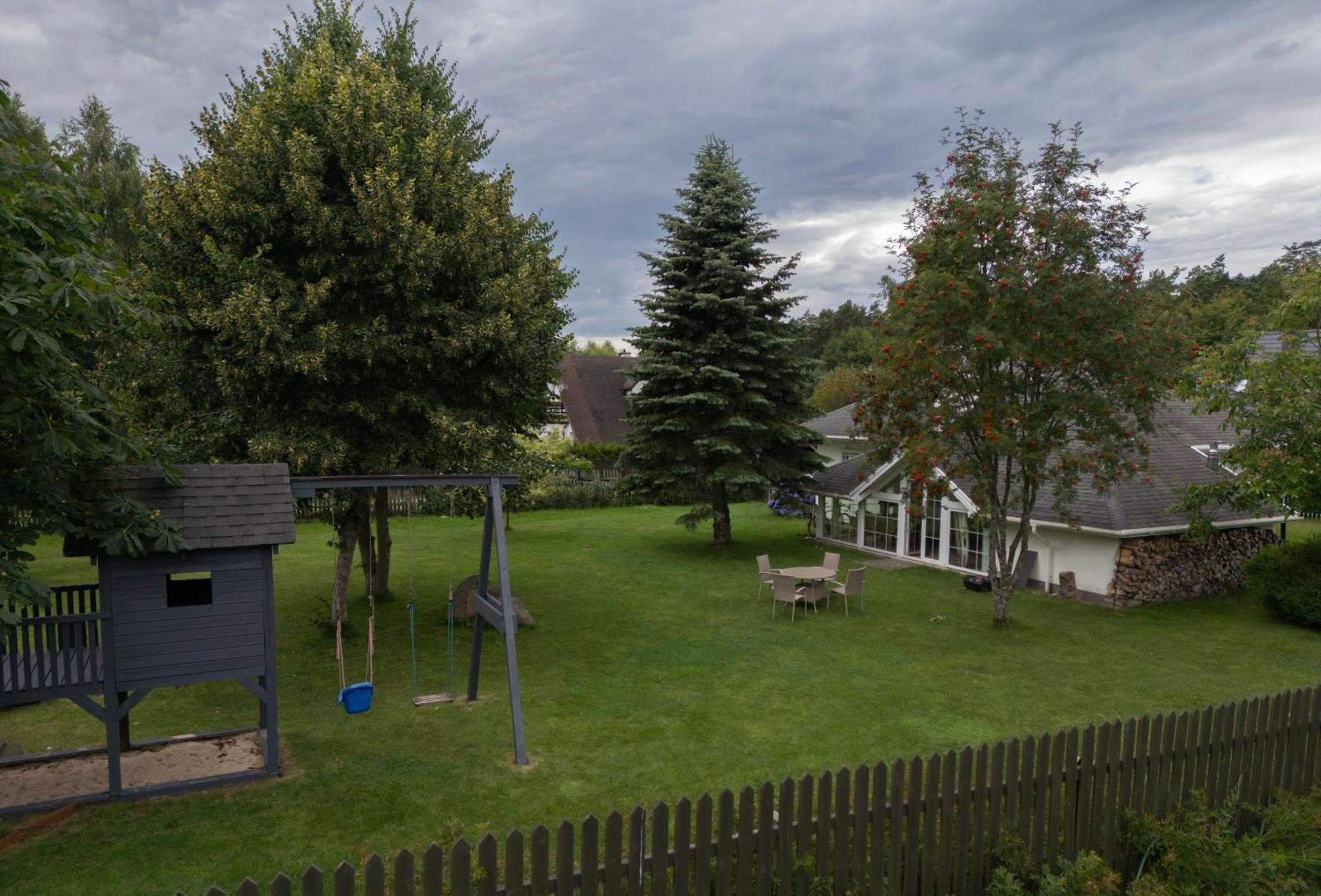 Vila Bialy Dom Mieroszyno Exteriér fotografie